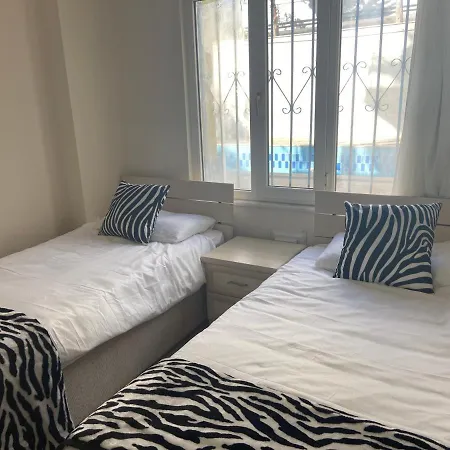 Apartment Lovely Ground Floor 2 Bedroom Apartment. Didim