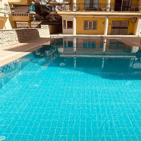 شقة Lovely Ground Floor 2 Bedroom Apartment. *