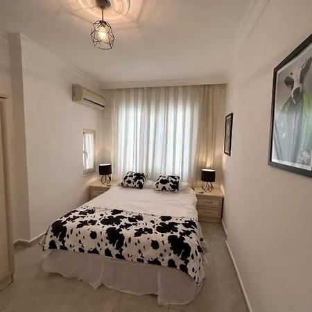 Lovely Ground Floor 2 Bedroom Apartment. ديديم